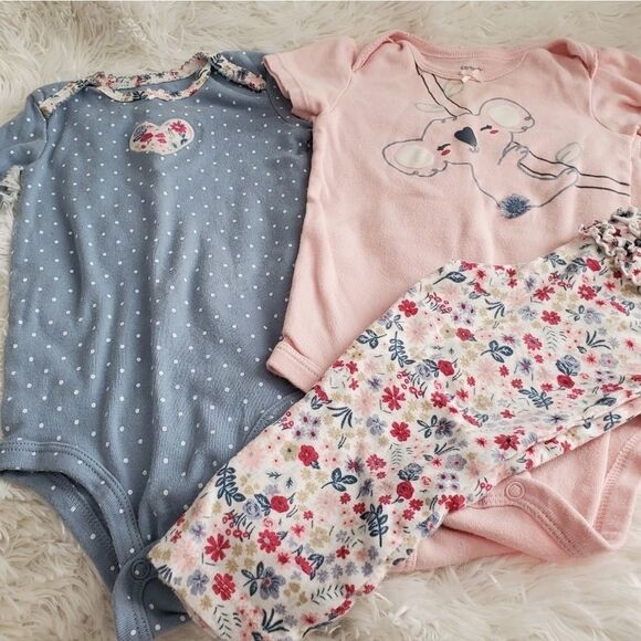 Like New- Carter's Baby Girl's 18 month 3 piece set - Picture 2 of 10